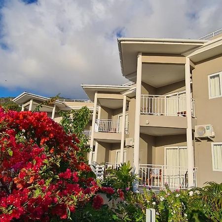 Harmony Self-Catering Apartments Beau Vallon  Exteriör bild