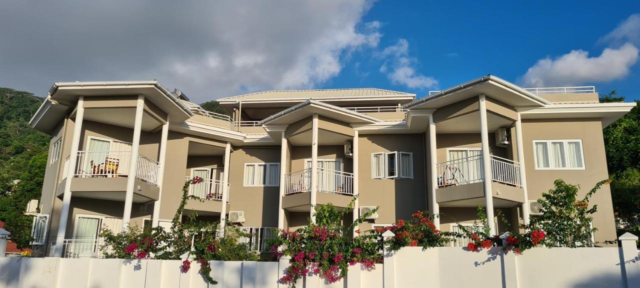 Harmony Self-Catering Apartments Beau Vallon  Exteriör bild
